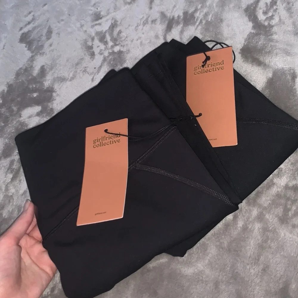Girlfriend Collective | Black Compressive High Rise legging - Picture 7 of 7